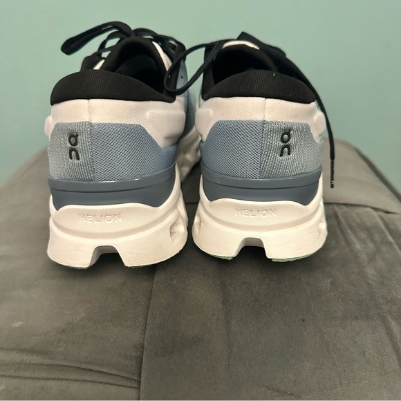 On Cloudstratus 3 Wash Metal
3MD30111504 Speedboard Men's
Running Shoes SZ 11.5 - Picture 5 of 15